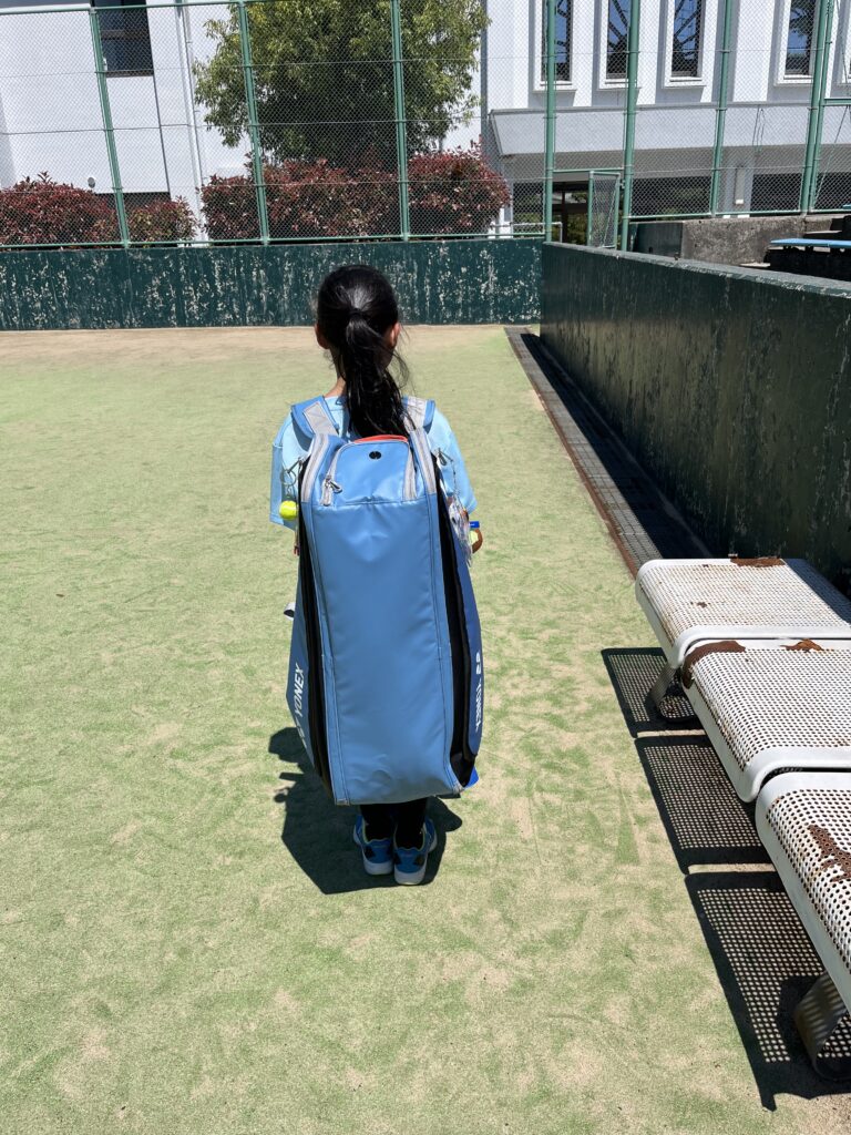 テニスバック
